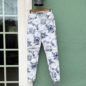 Wild Fable Cheetah and Desert White with Blue Print Desert Scene Jeans size 0